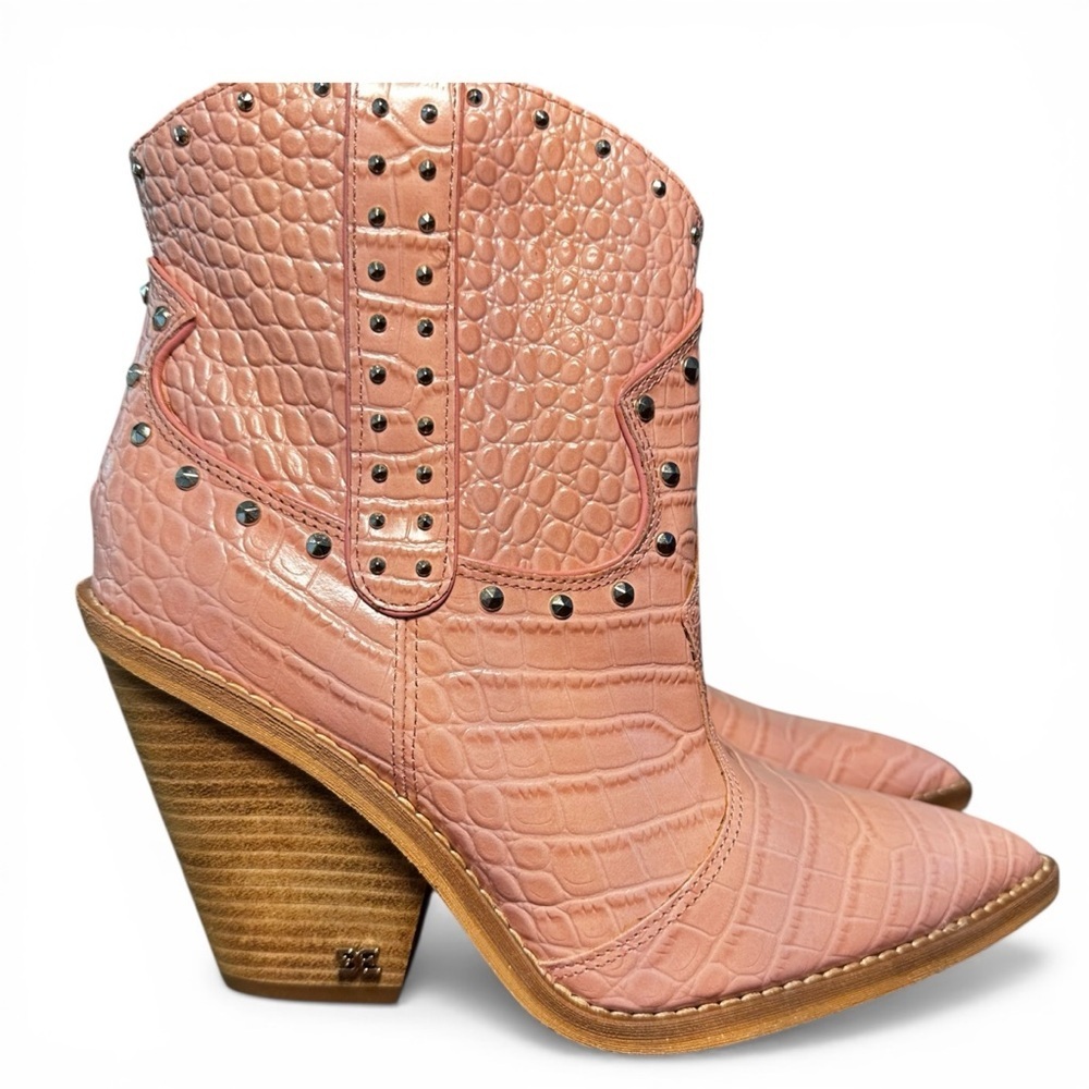 Sam Edelman Pink Croc Embossed Leather Iris Western Boots 6, Coastal Cowgirl